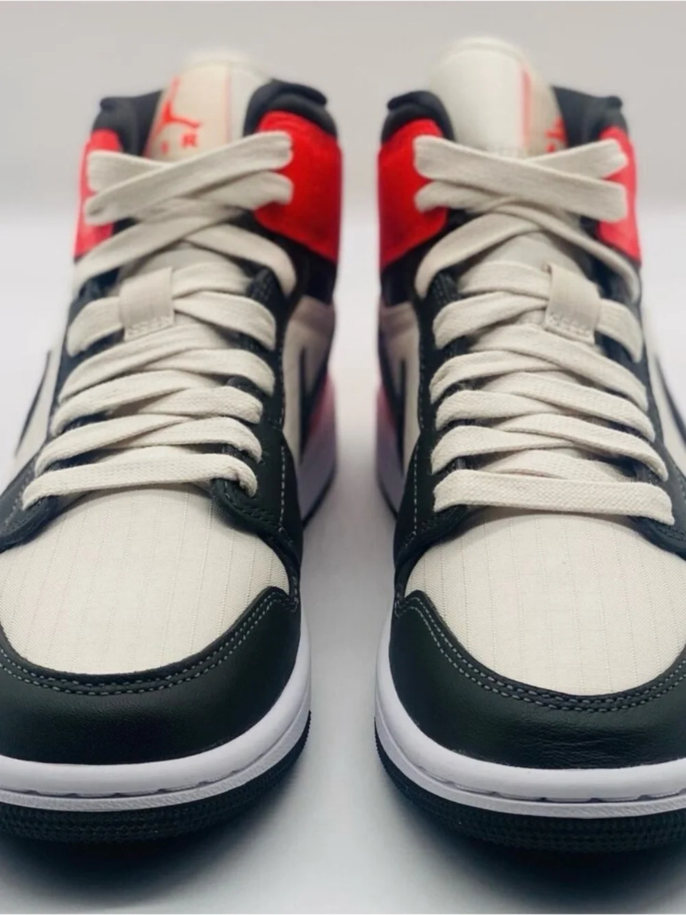 Air Jordan 1 Mid SE Light Orewood Brown DQ6078-100